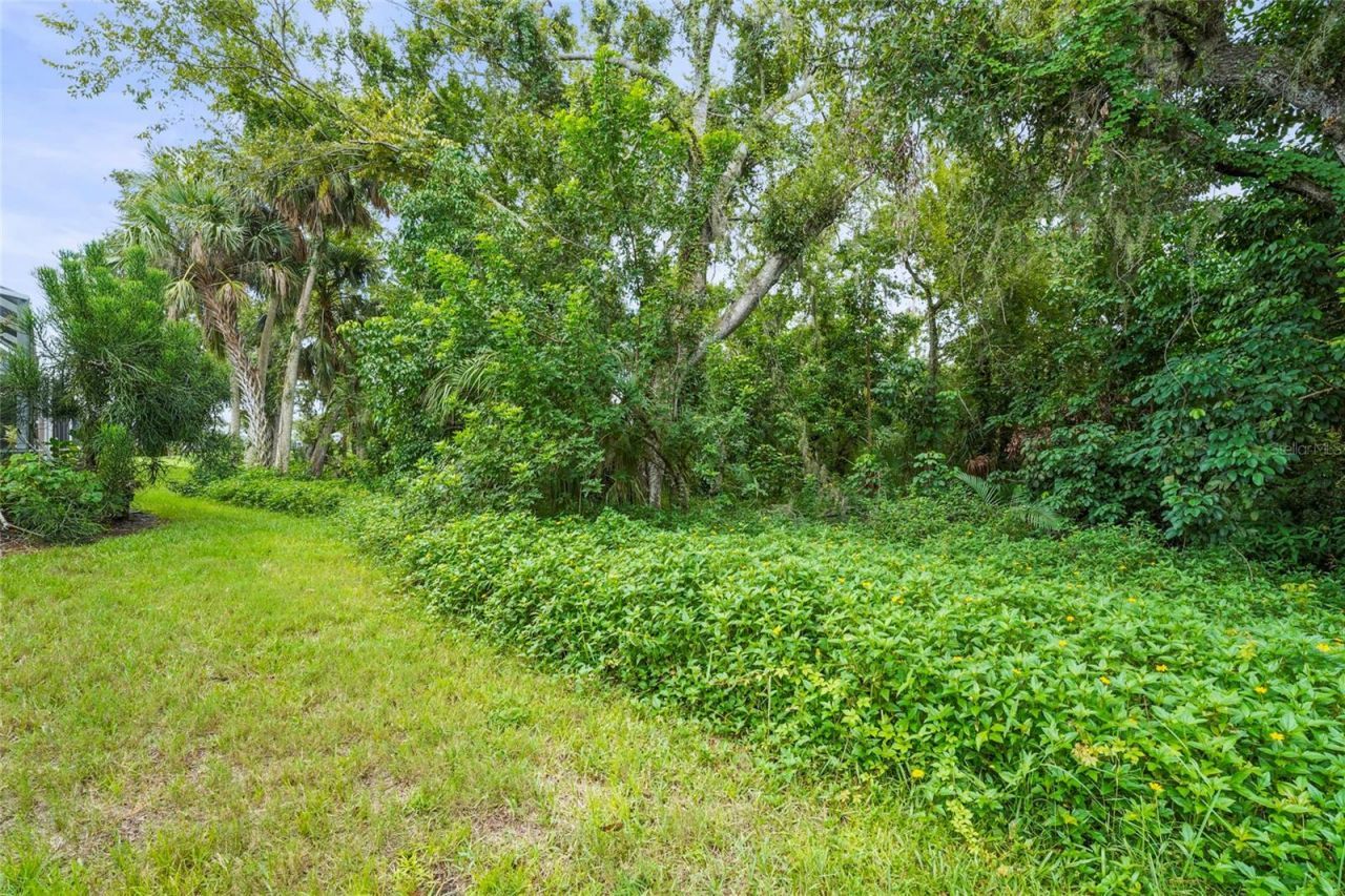 4840 Lakescene Place, Sarasota, FL 34243 Photo