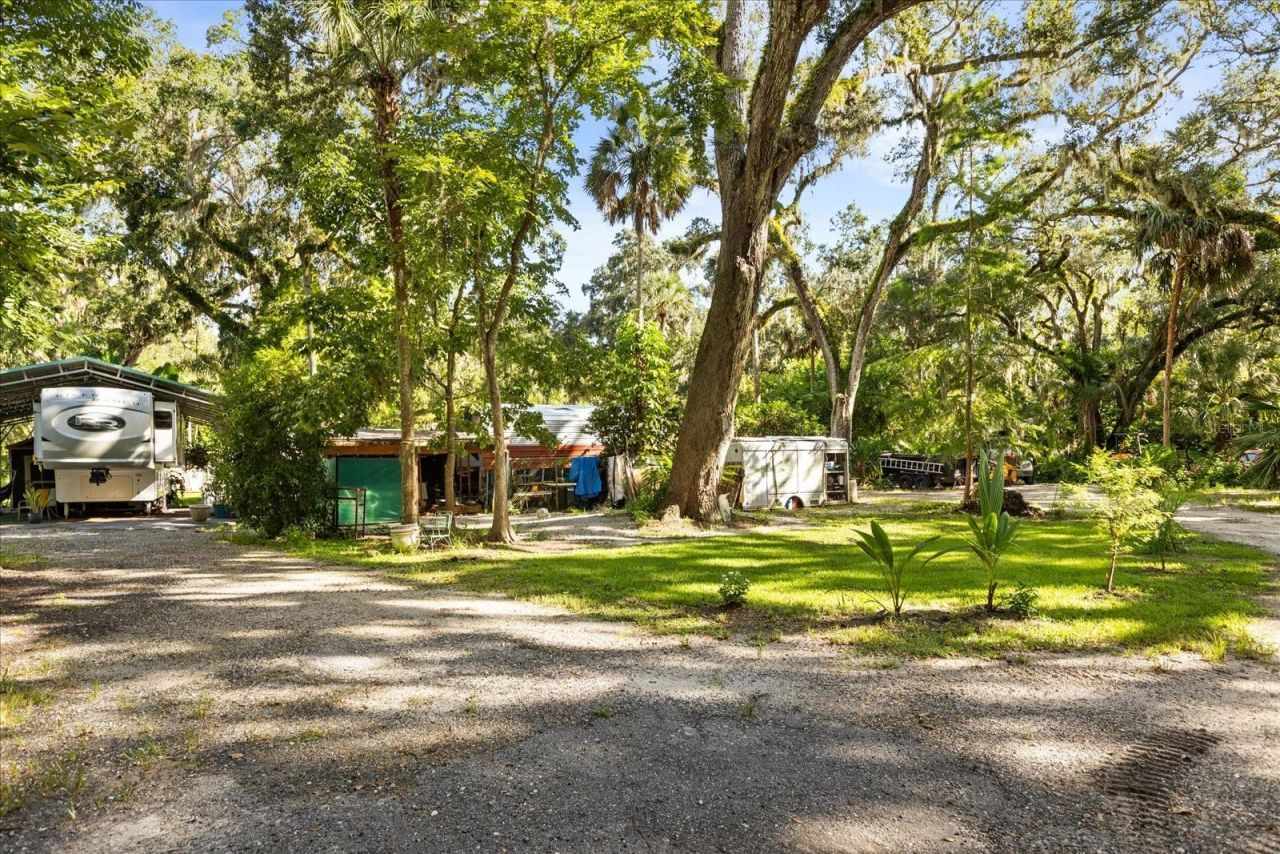 895 Nixon Lane, Port Orange, FL 32129 Photo