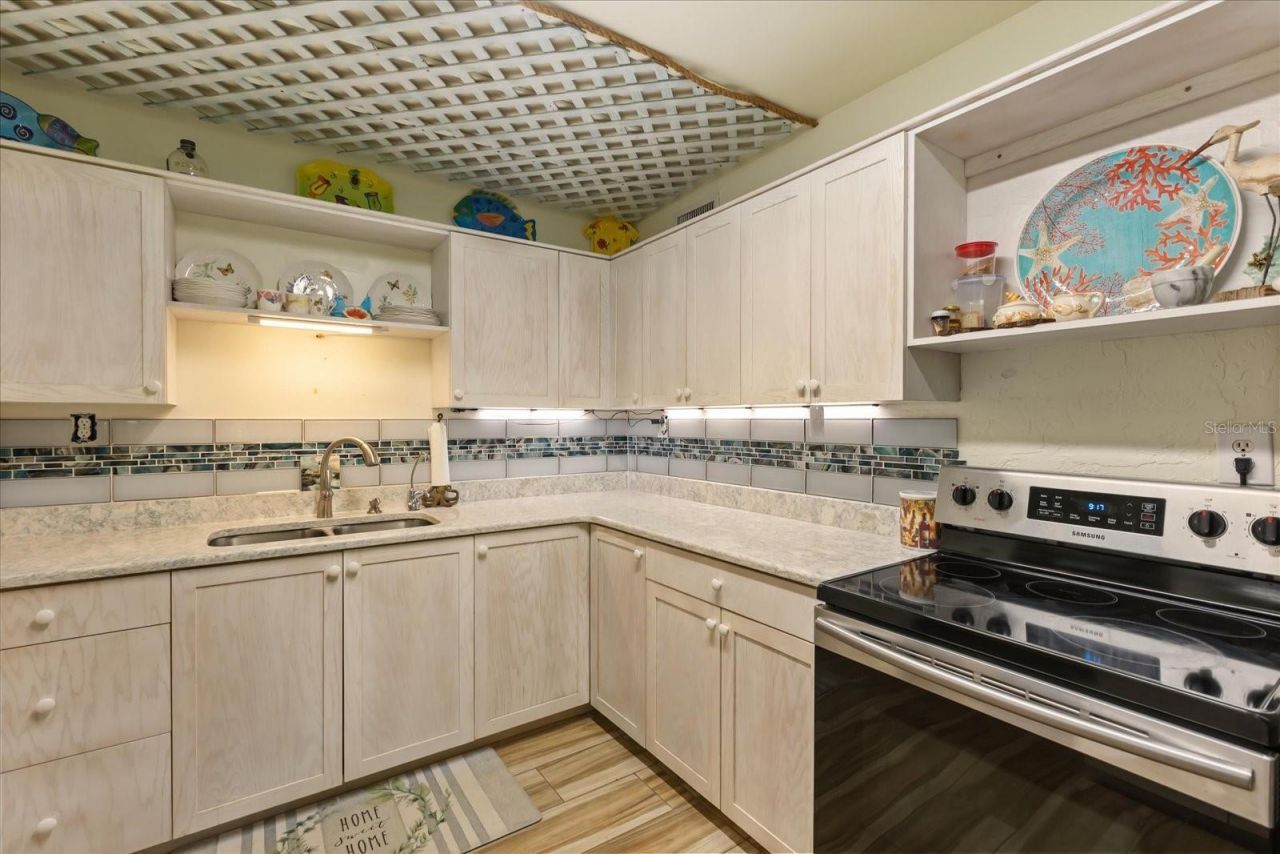 895 Nixon Lane, Port Orange, FL 32129 Photo