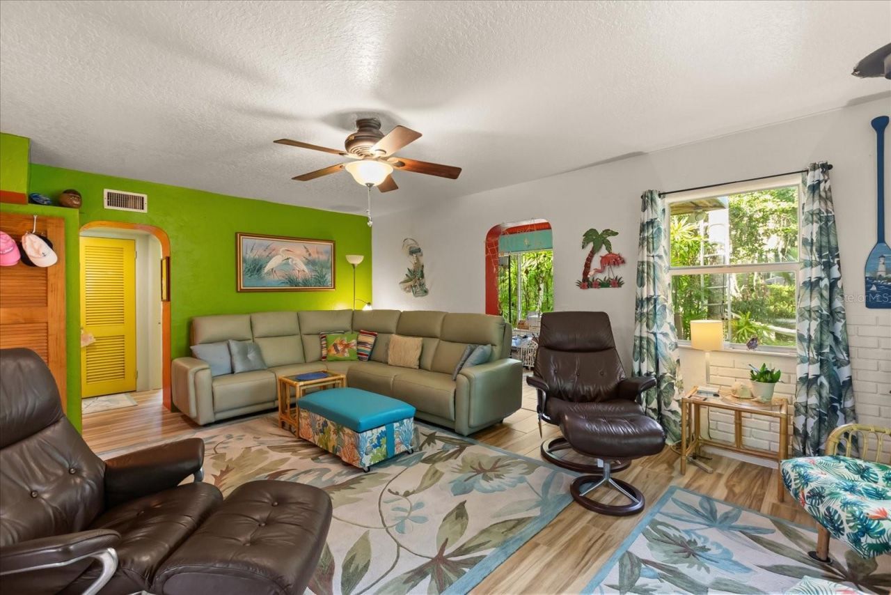 895 Nixon Lane, Port Orange, FL 32129 Photo