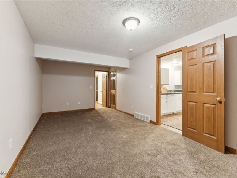 40000 Myrtle Court, Elyria, OH 44035 Photo 29