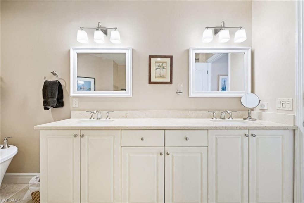 14813 Laguna Dr, Unit PH-1B, Fort Myers, FL 33908 Photo