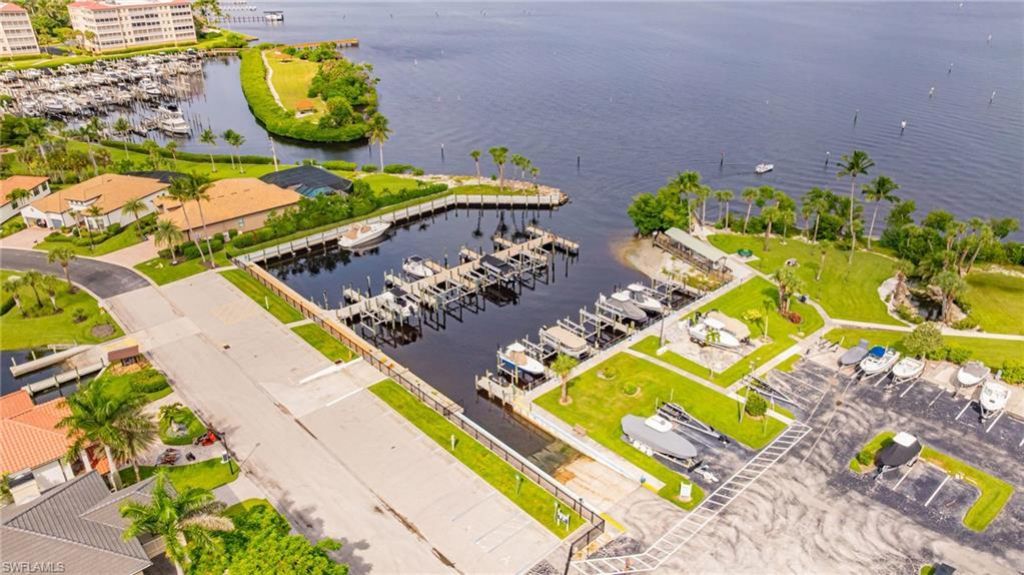 14813 Laguna Dr, Unit PH-1B, Fort Myers, FL 33908 Photo