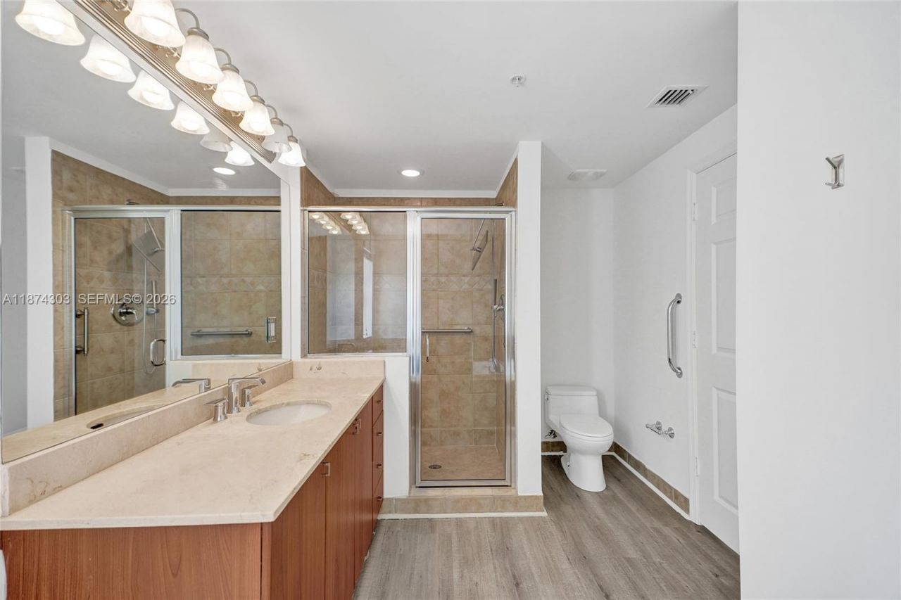 888 S Douglas Rd, Unit 304, Coral Gables, FL 33134 Photo