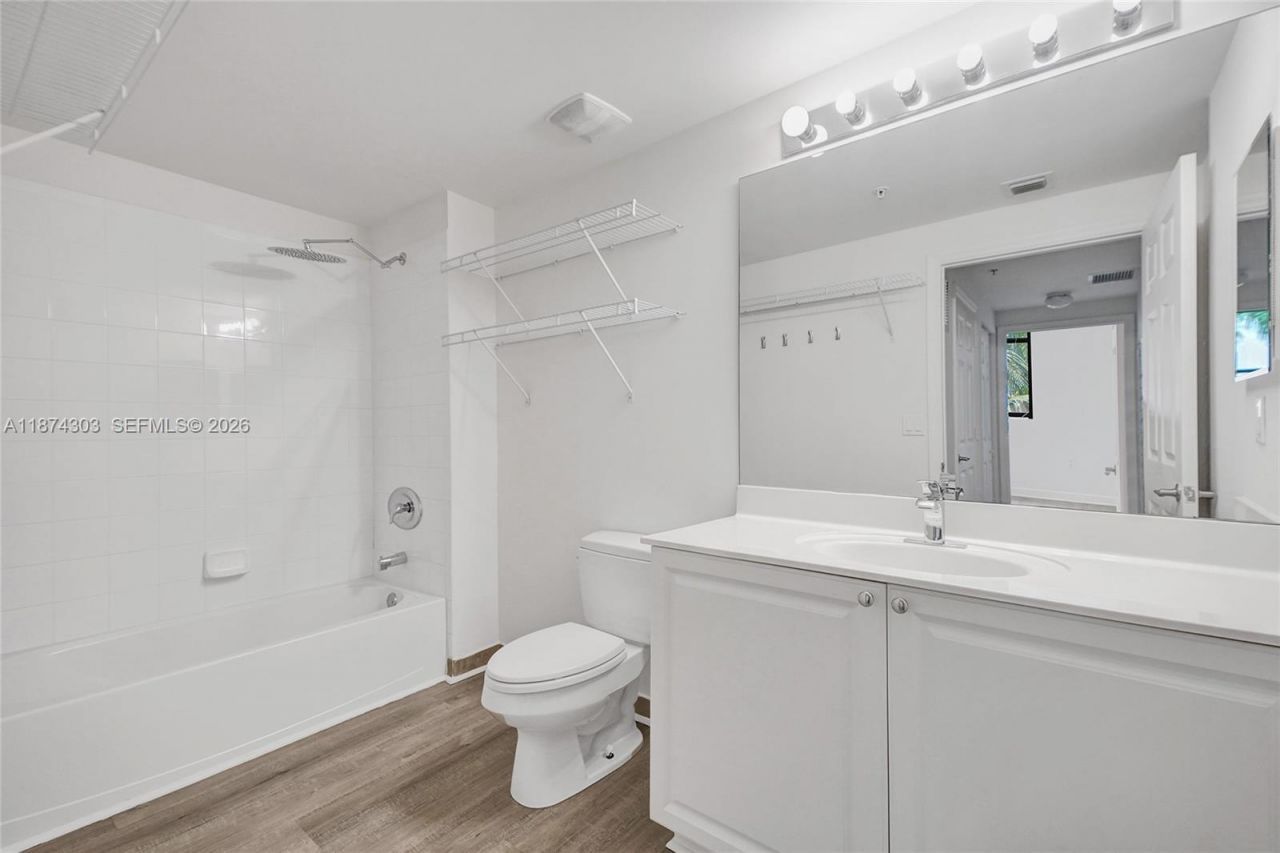 888 S Douglas Rd, Unit 304, Coral Gables, FL 33134 Photo