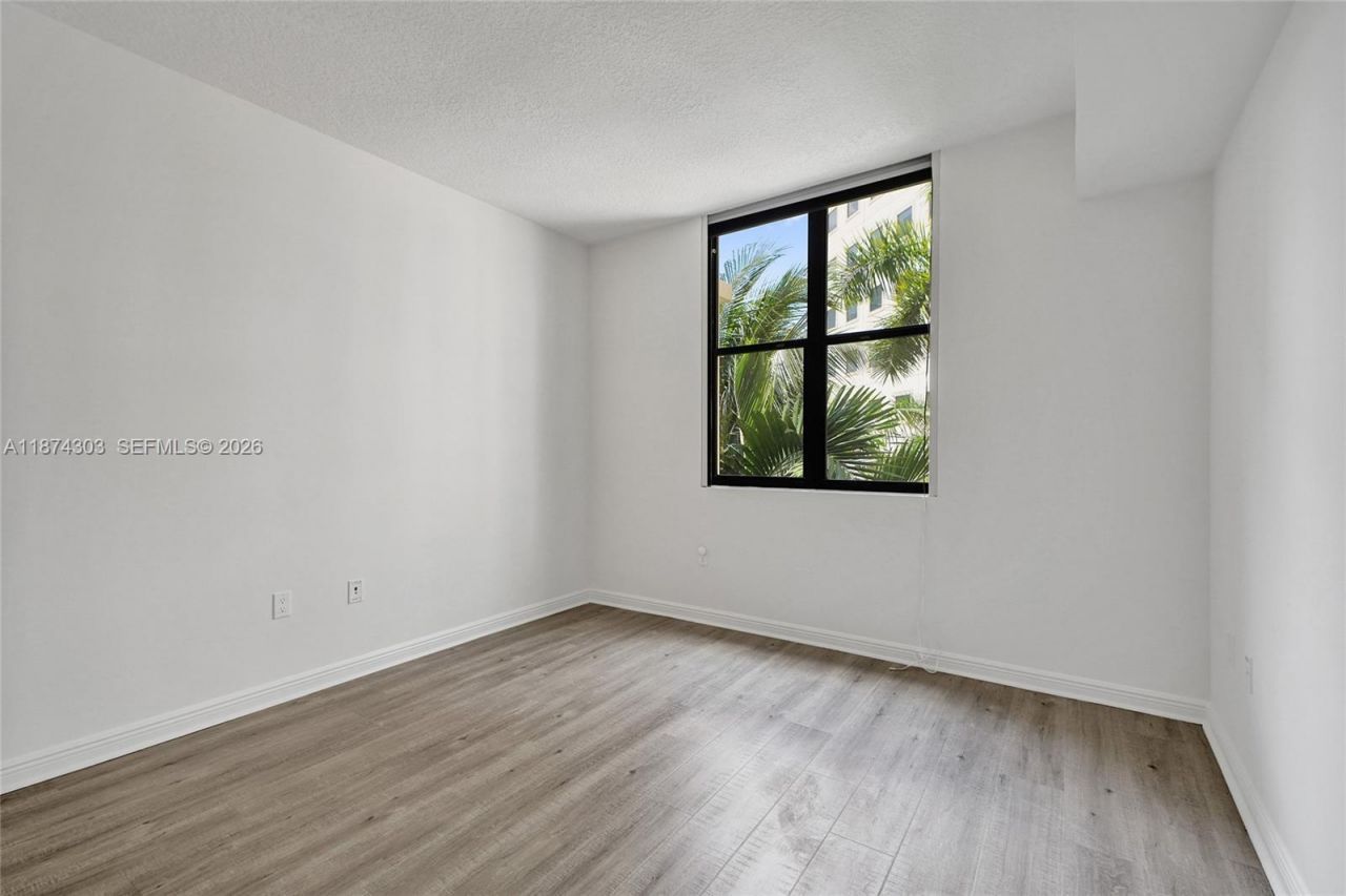 888 S Douglas Rd, Unit 304, Coral Gables, FL 33134 Photo