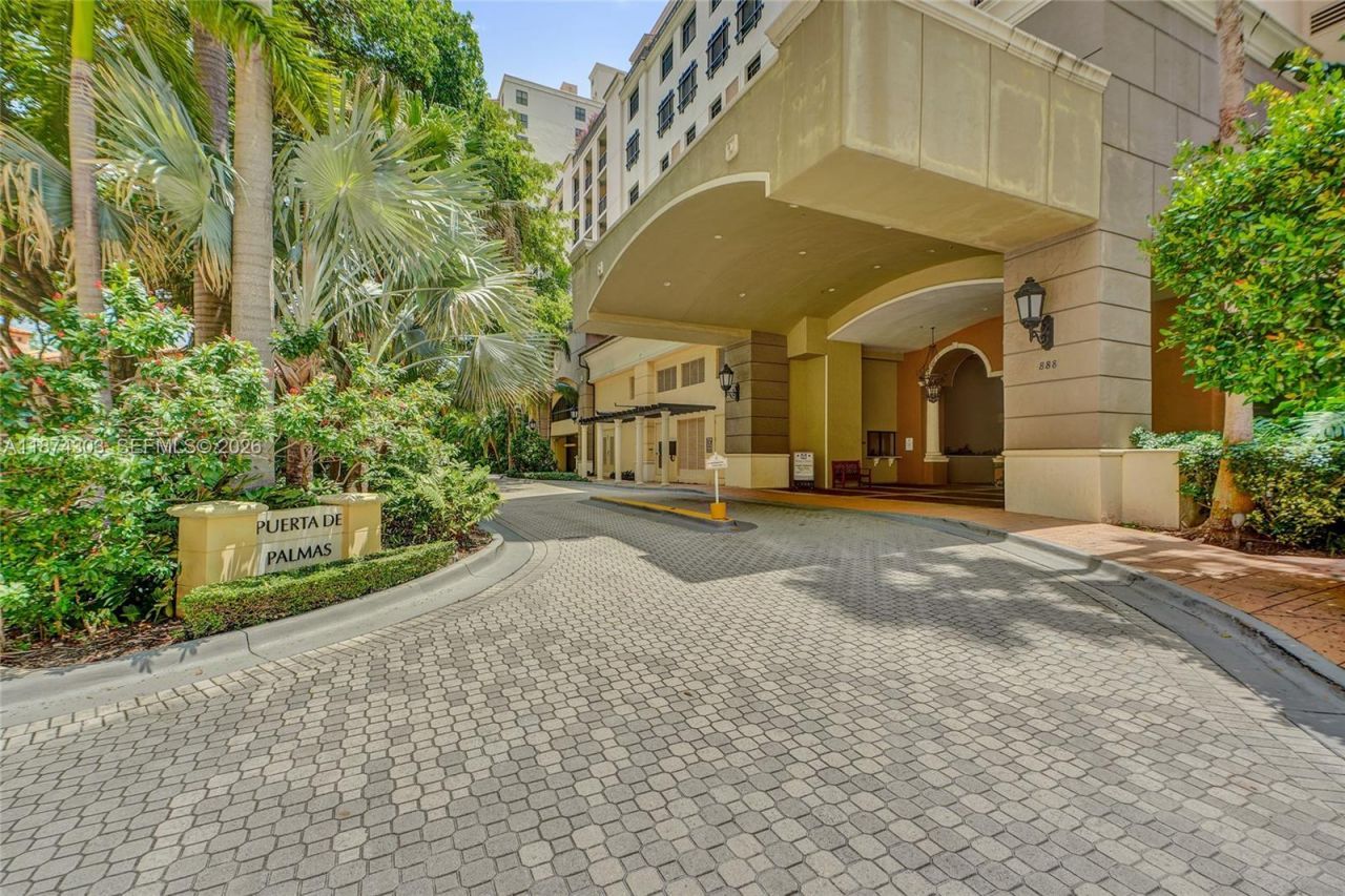 888 S Douglas Rd, Unit 304, Coral Gables, FL 33134 Photo