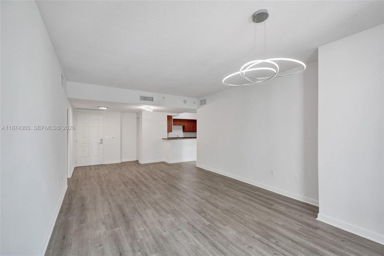 888 S Douglas Rd, Unit 304, Coral Gables, FL 33134 Photo