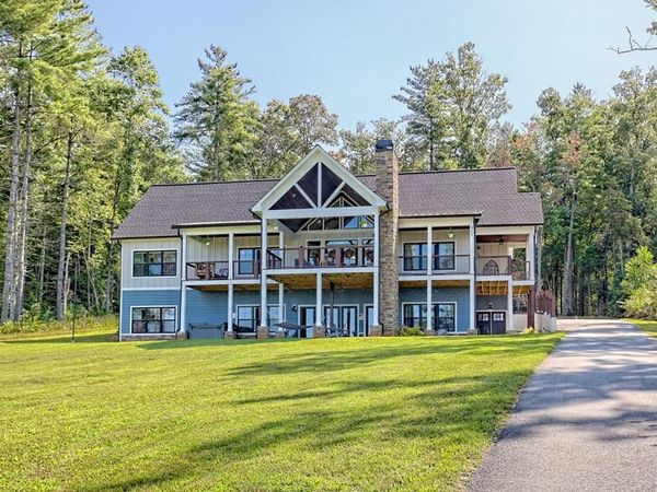 359 New Water Way, Blairsville, GA 30512