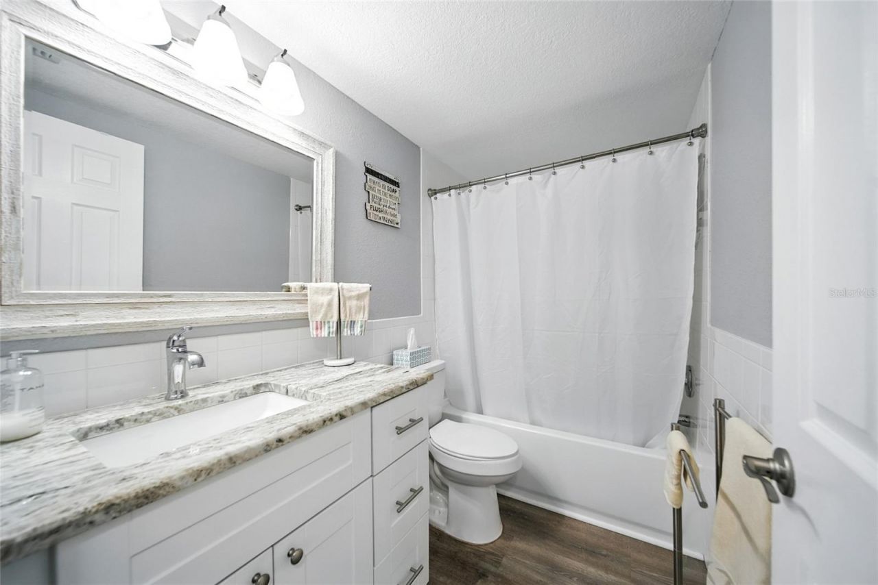 8248 Tanglewood Drive, New Port Richey, FL 34654 Photo