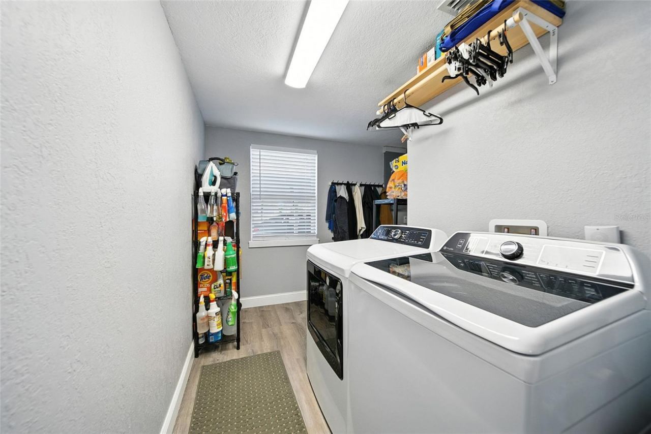 8248 Tanglewood Drive, New Port Richey, FL 34654 Photo