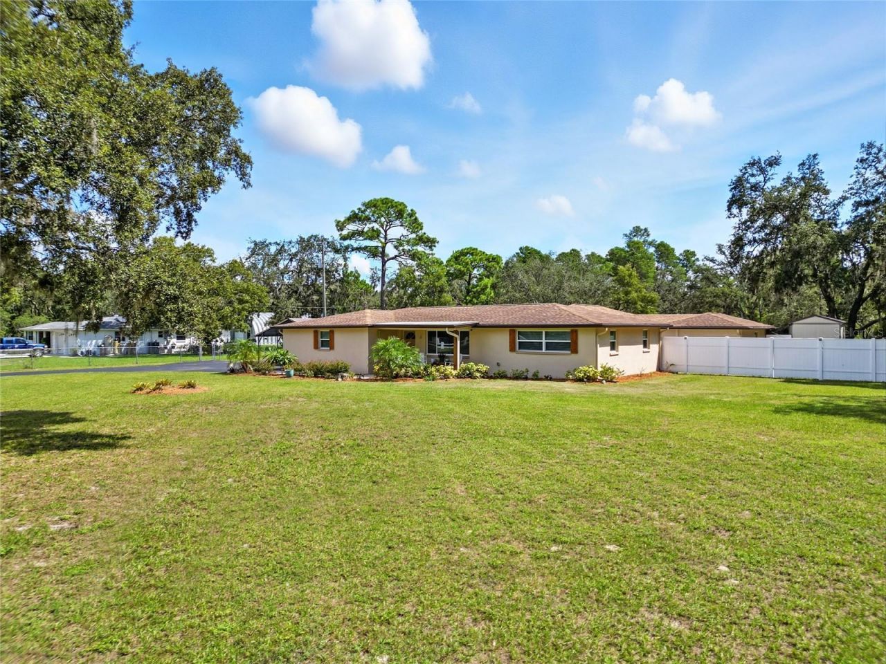 8248 Tanglewood Drive, New Port Richey, FL 34654 Photo