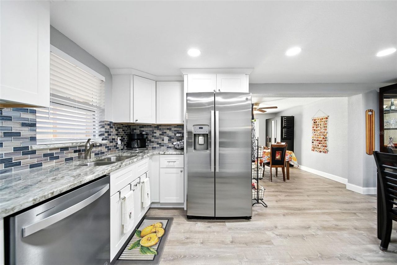 8248 Tanglewood Drive, New Port Richey, FL 34654 Photo