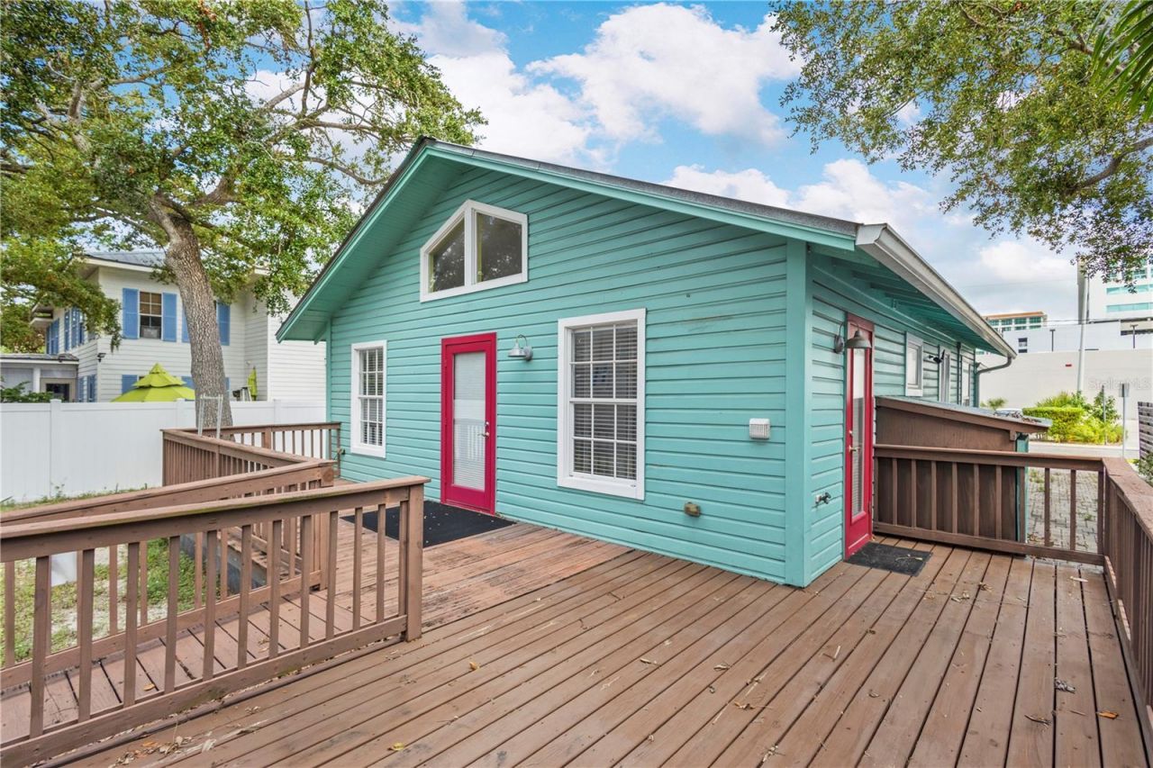 1950 Adams Lane, Sarasota, FL 34236 Photo