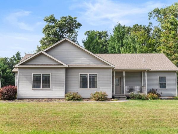368 Deerfield Court, Wisconsin Dells, WI 53965