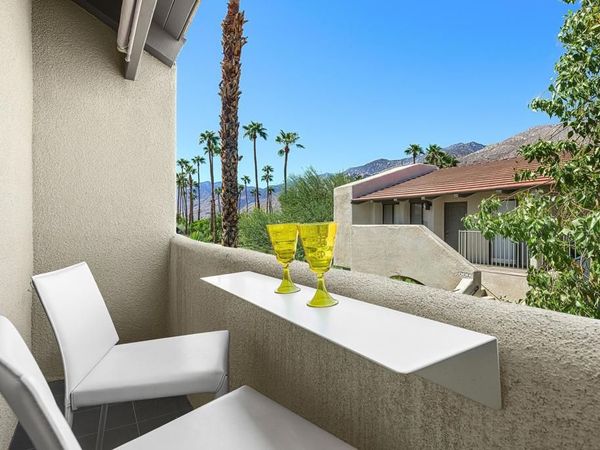 353 N Hermosa Drive, Unit 9c2, Palm Springs, CA 92262