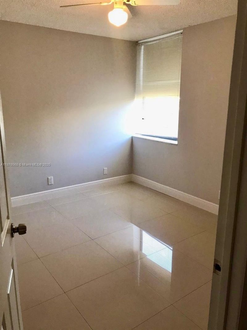 20381 NE 30th Ave, Unit 206-7, Aventura, FL 33180 Photo