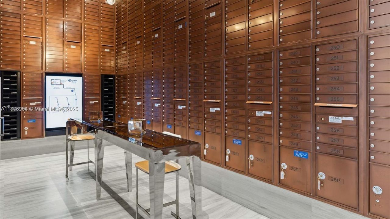 2000 S Metropica Way, Unit 907, Sunrise, FL 33323 Photo