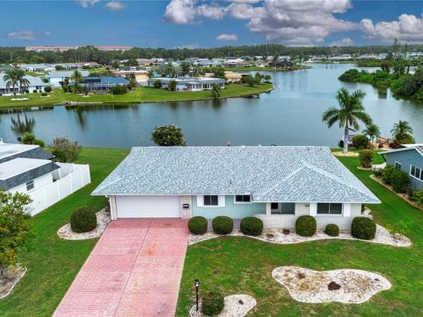 1715 DANBURY DRIVE, SUN CITY CENTER, FL 33573