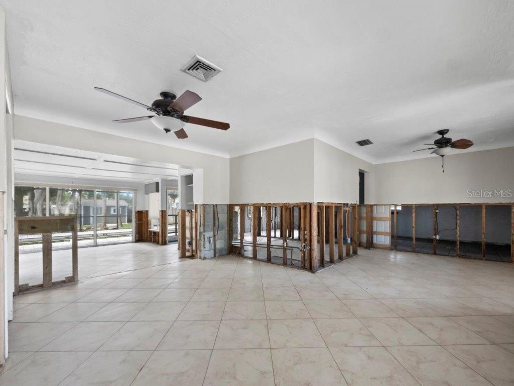 153 N Adams Drive, Sarasota, FL 34236 Photo