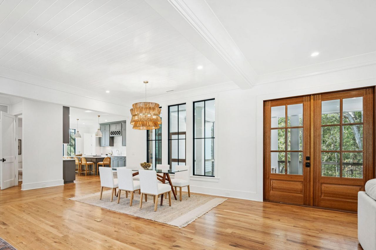 8258 Jack Island Drive Photo 10