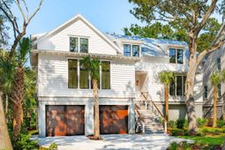 8258 Jack Island Drive photo 4