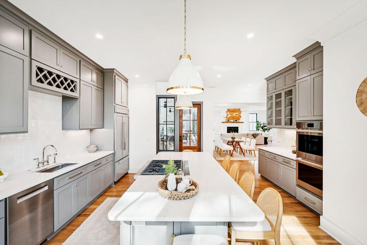 8258 Jack Island Drive Photo 22