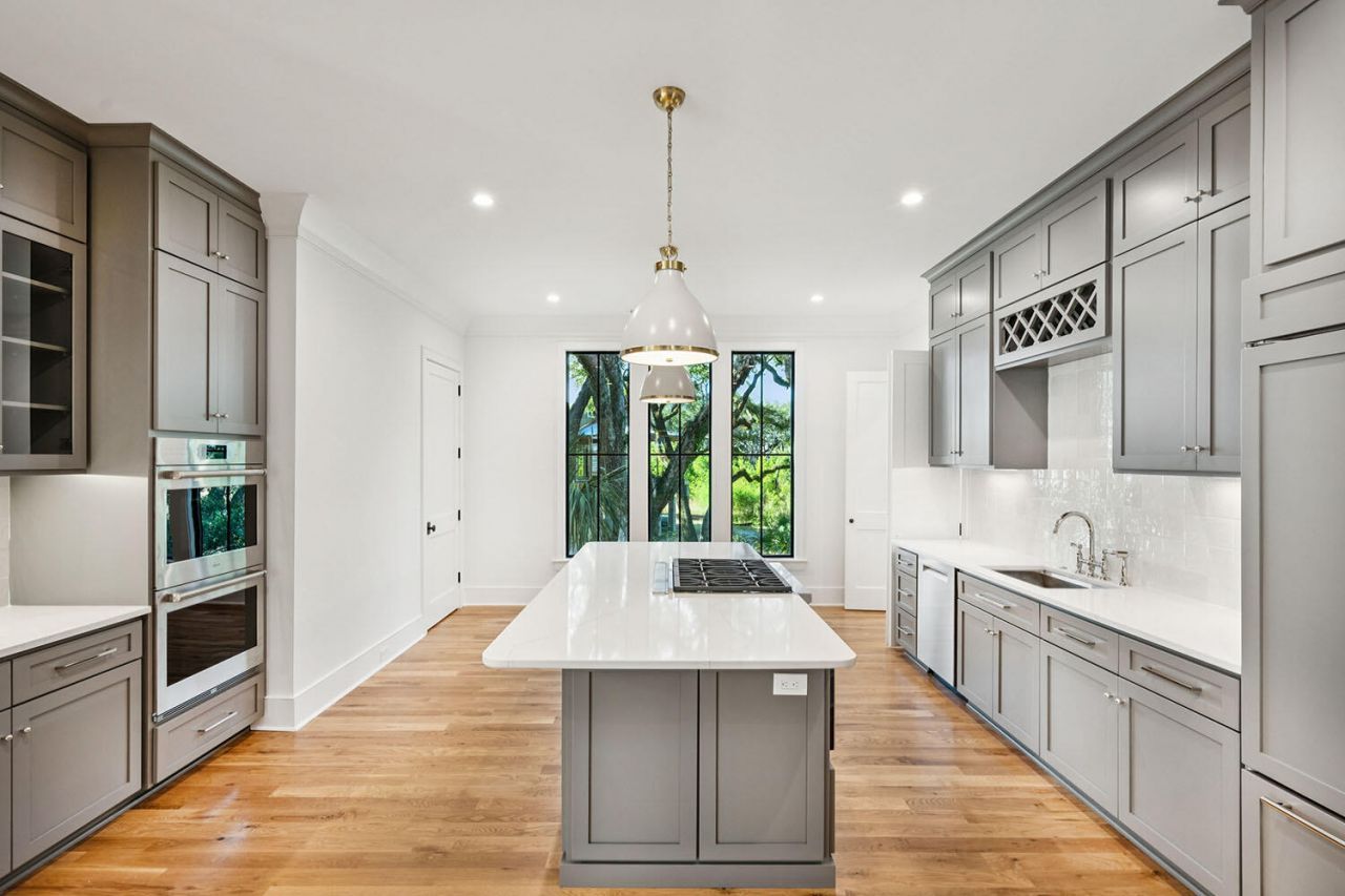 8258 Jack Island Drive Photo 23