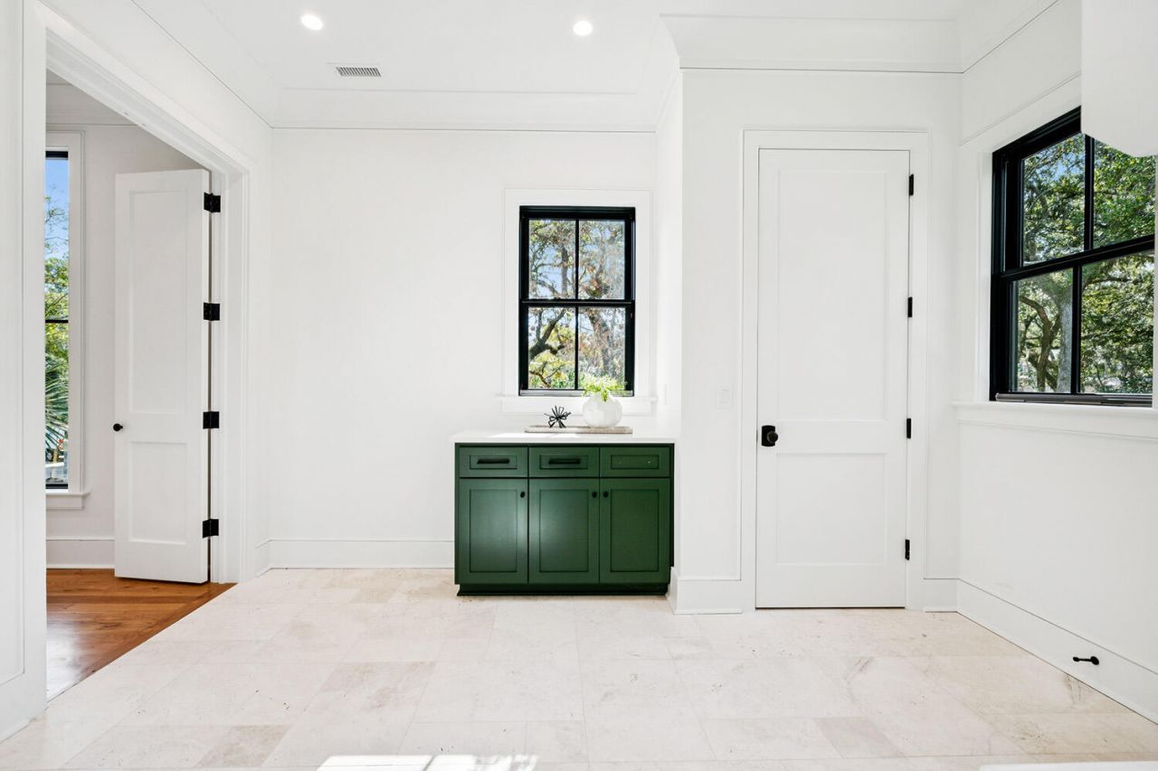 8258 Jack Island Drive Photo 34