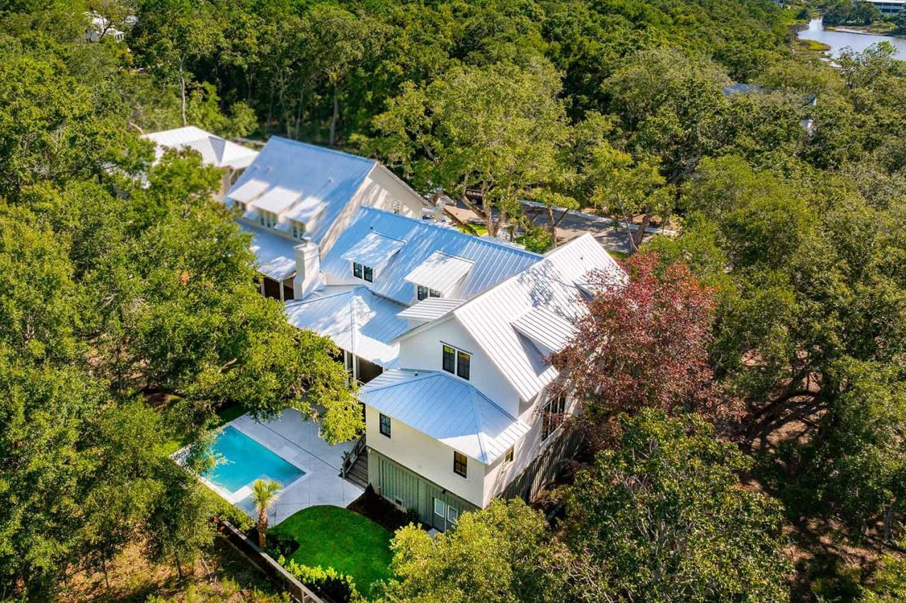 8258 Jack Island Drive Photo 4