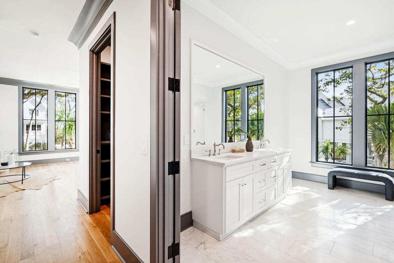 8258 Jack Island Drive Photo 44