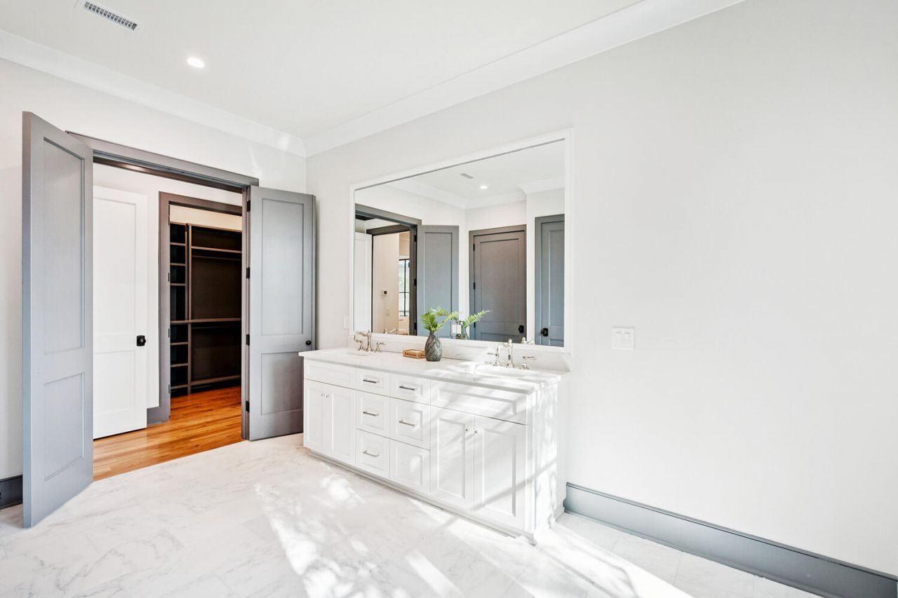 8258 Jack Island Drive Photo 48