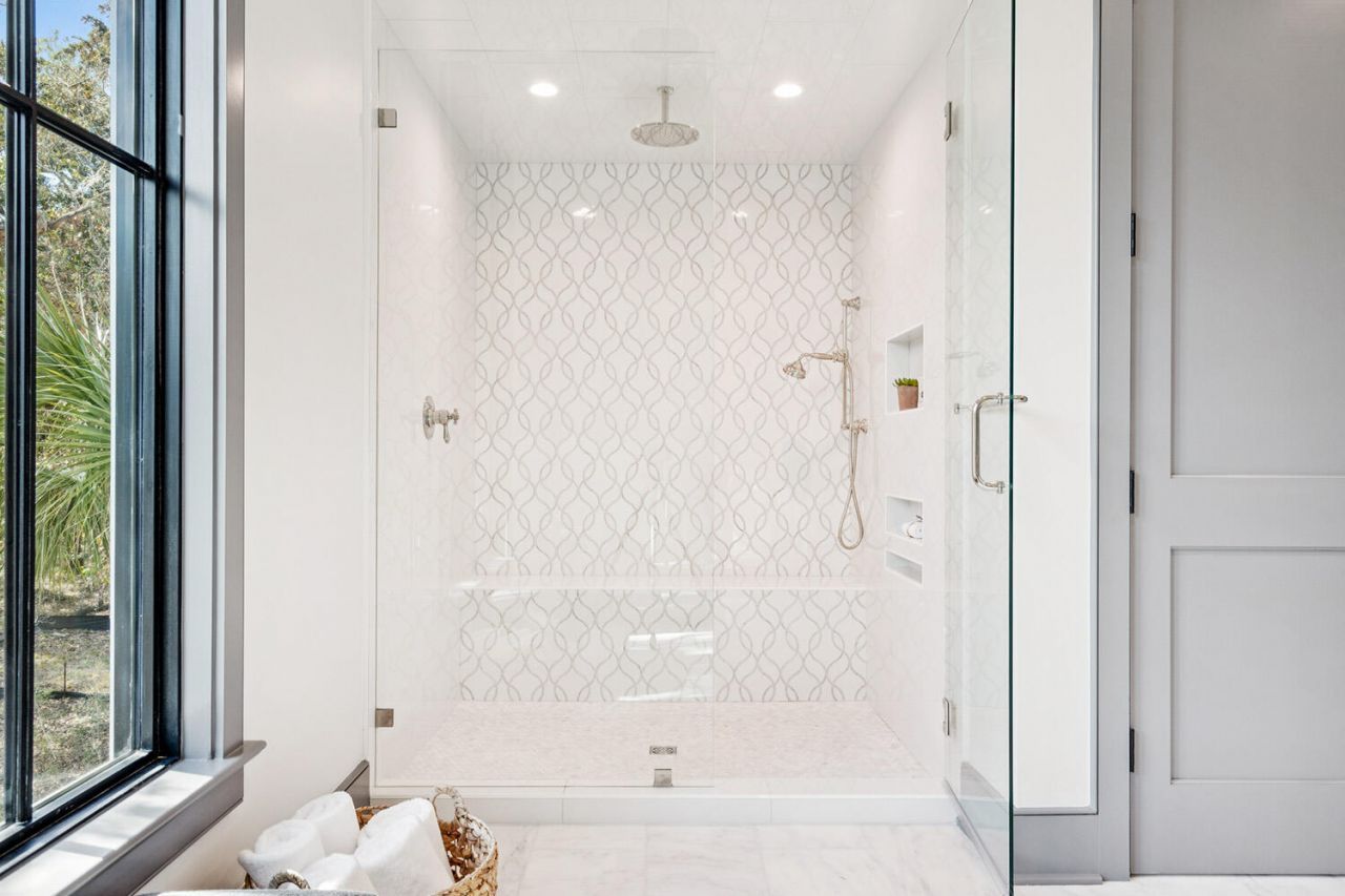 8258 Jack Island Drive Photo 49