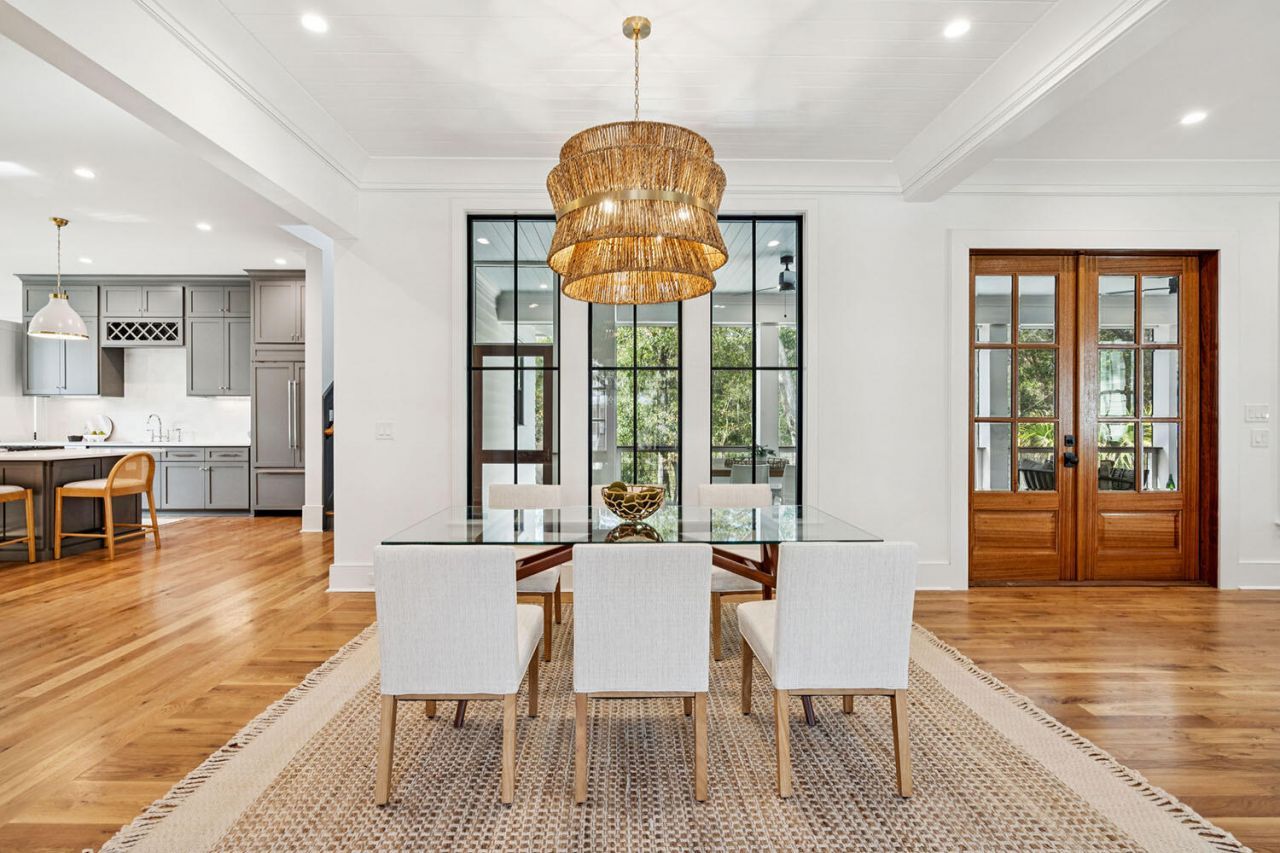 8258 Jack Island Drive Photo 9