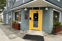 218 President Street photo 4