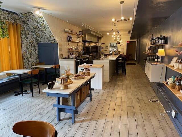 218 President Street Photo 5