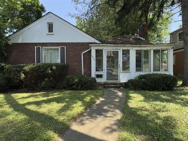 16616 Blackstone Street, Detroit, MI 48219