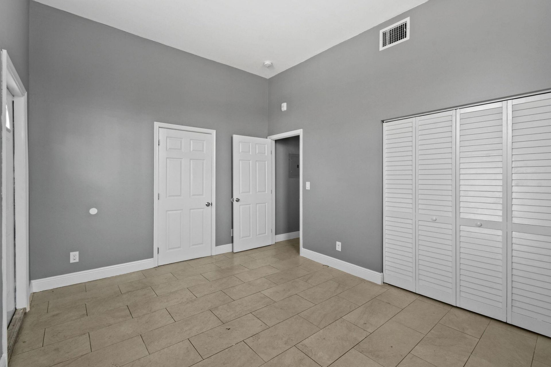 1401 Division Avenue, West Palm Beach, FL 33401 Photo