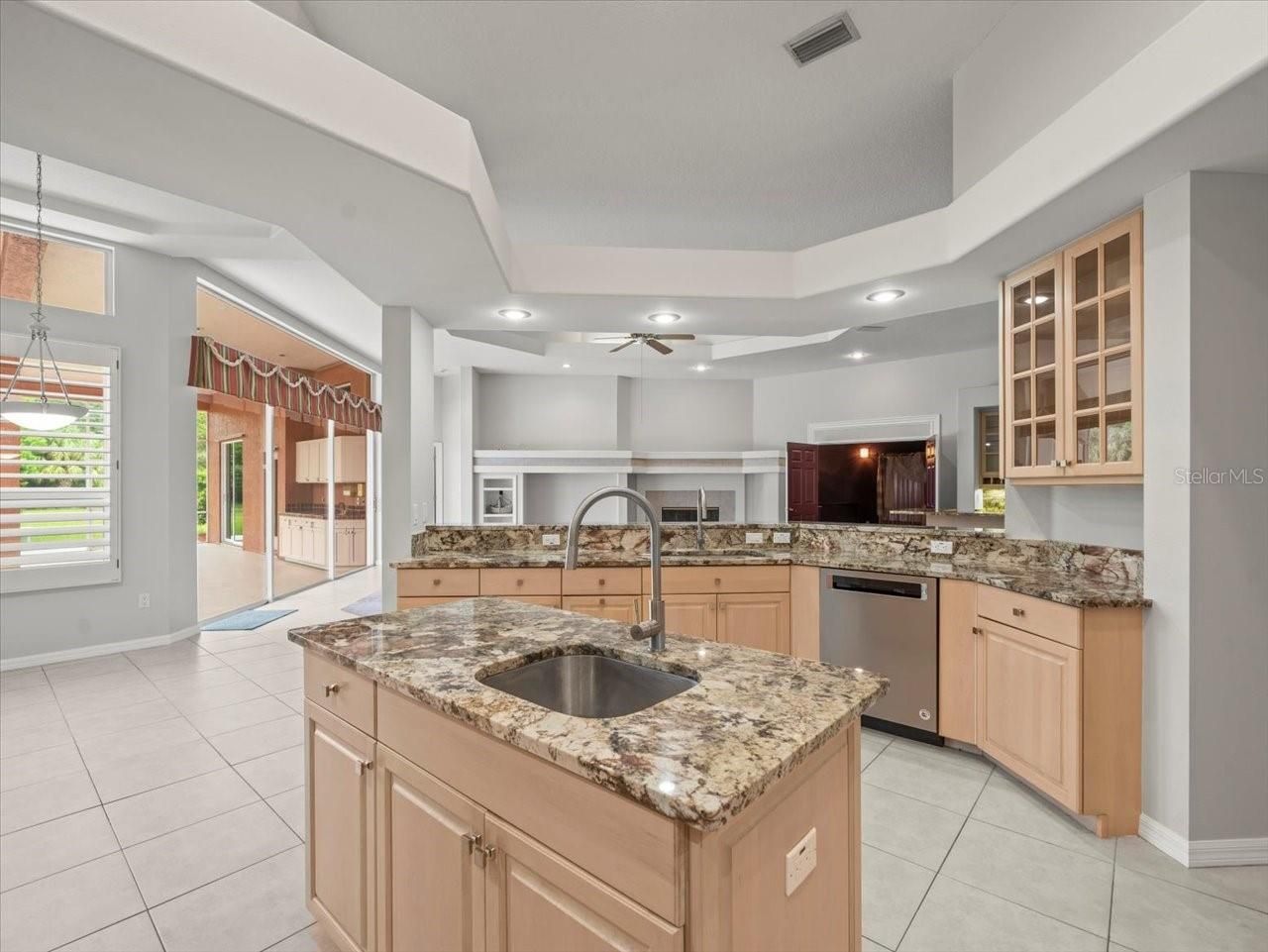 7303 Sawgrass Point Drive N, Pinellas Park, FL 33782 Photo