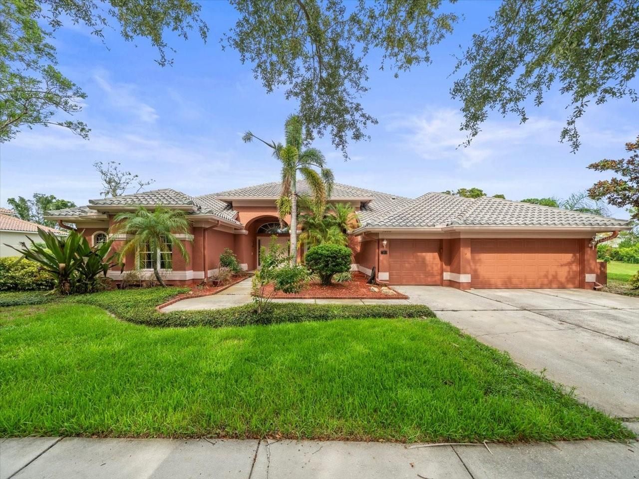 7303 Sawgrass Point Drive N, Pinellas Park, FL 33782 Photo