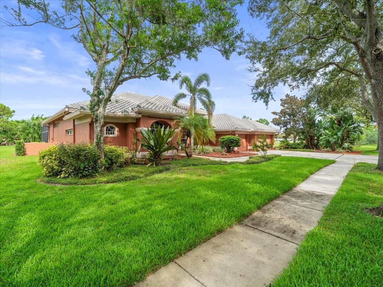 7303 Sawgrass Point Drive N, Pinellas Park, FL 33782 Photo