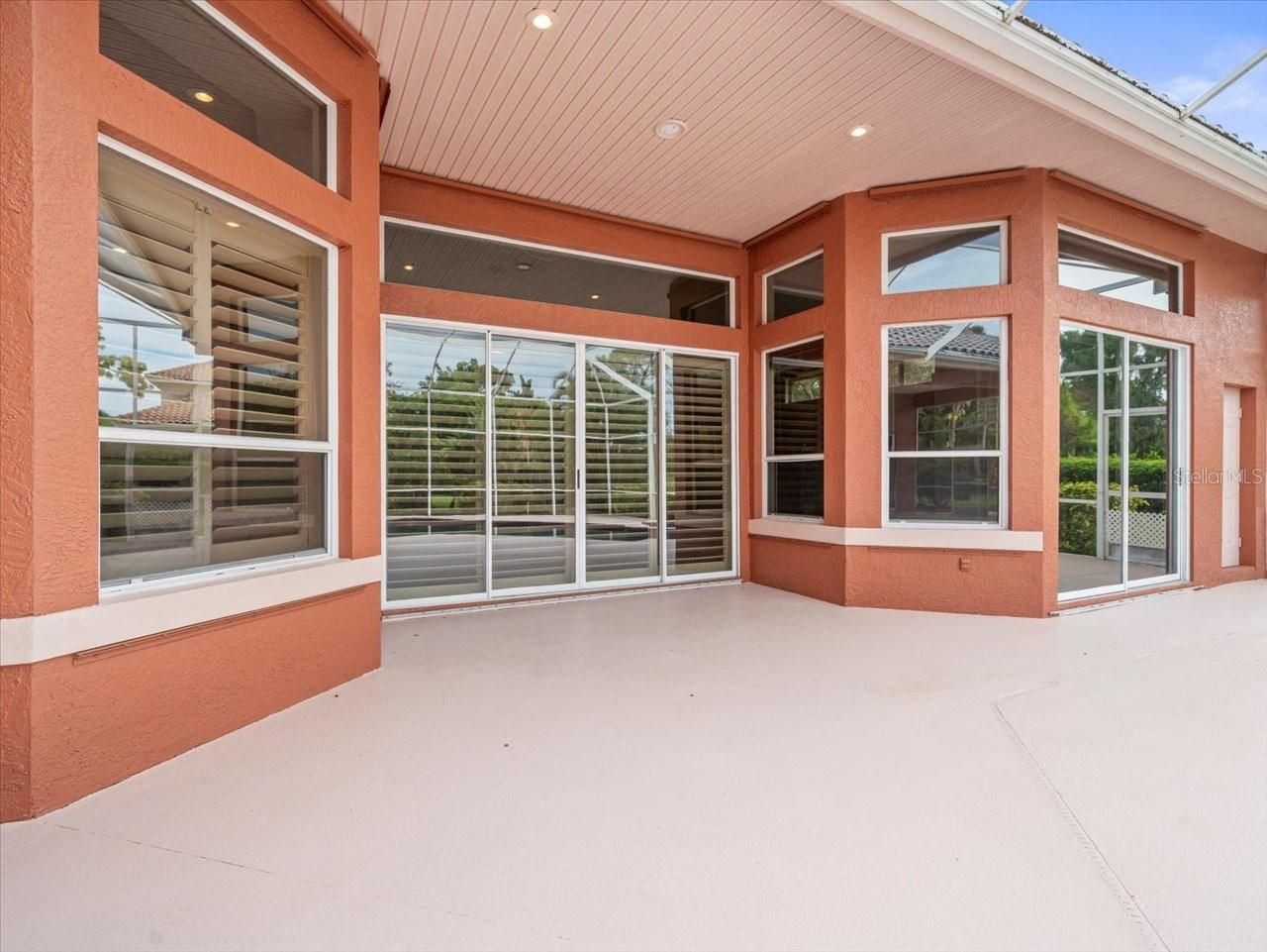 7303 Sawgrass Point Drive N, Pinellas Park, FL 33782 Photo