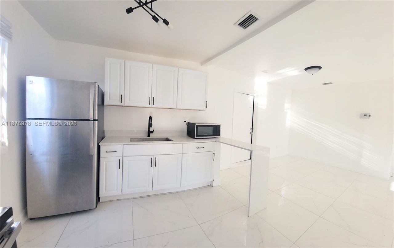 7631 NW 4th Ave, Miami, FL 33150 Photo