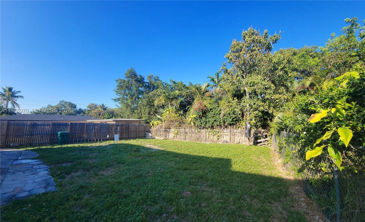 7631 NW 4th Ave, Miami, FL 33150 Photo