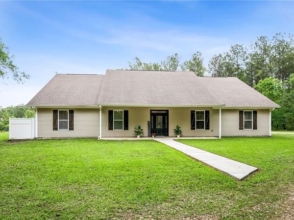 20049 FAIRHAVEN Road, Covington, LA 70435