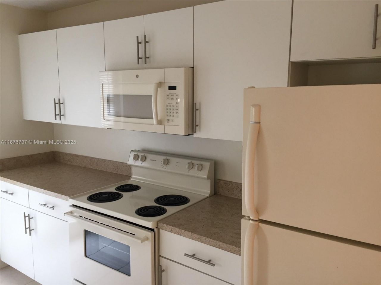 10808 N Kendall Dr, Unit Q-4, Miami, FL 33176 Photo