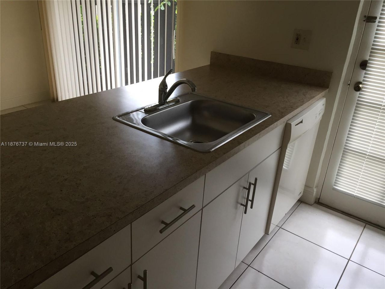 10808 N Kendall Dr, Unit Q-4, Miami, FL 33176 Photo