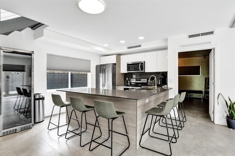 1601 NW 6th Avenue, Fort Lauderdale, FL 33311 Photo