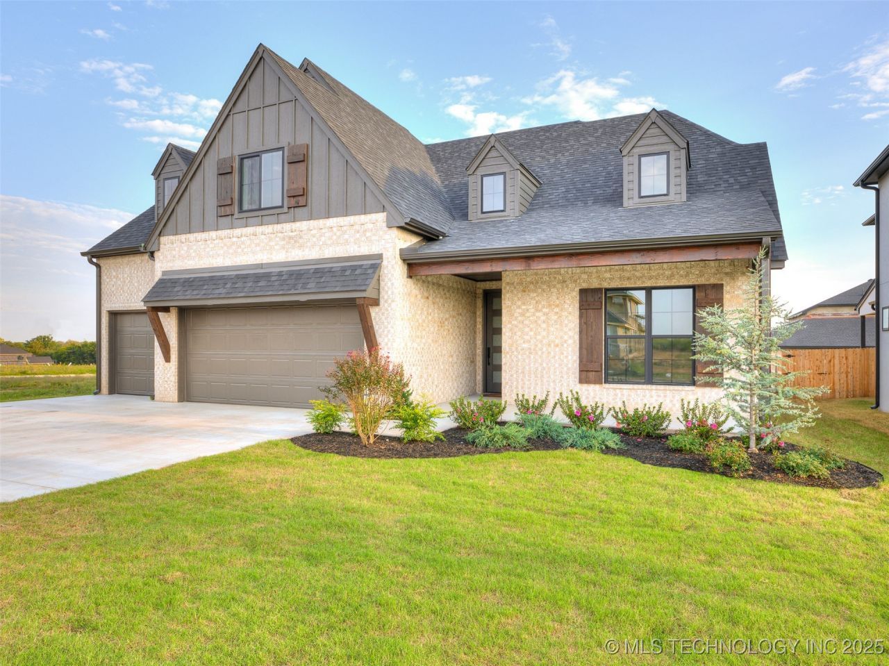 2354 E 134th Circle, Bixby, OK 74008 Main Photo