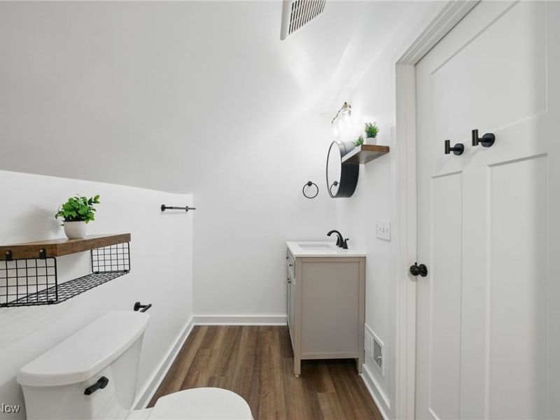 3293 W 23rd Place, Cleveland, OH 44109 Photo 36